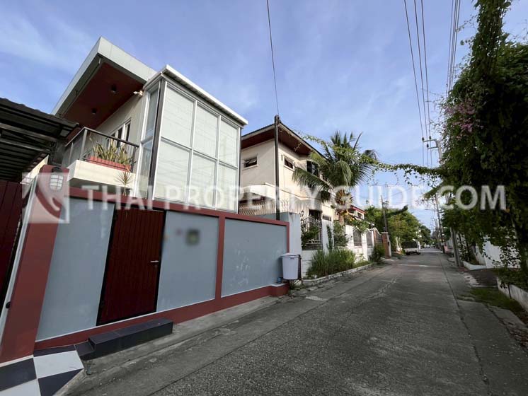 House in Sukhumvit 
